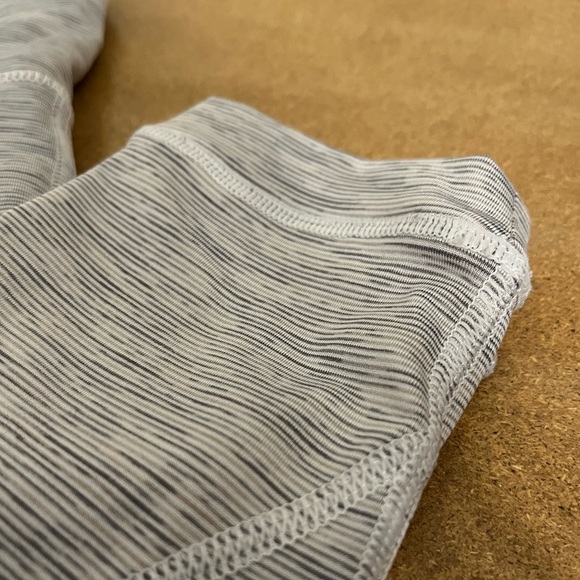 leggings - Picture 2 of 5